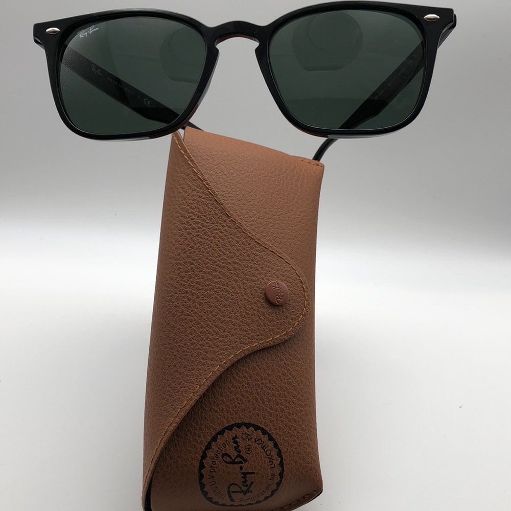 Ray ban sunglasses model 4258f color black